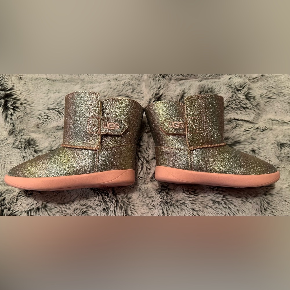 UGG Keelan Glitter - Toddler Pink glitter boots NWOT 7